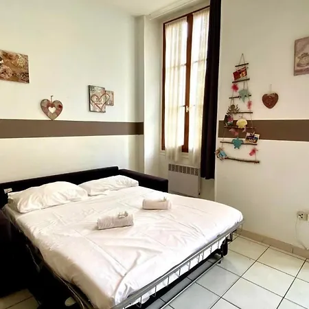 2 Pieces Avec Clim Proche Place Massena Apartman *